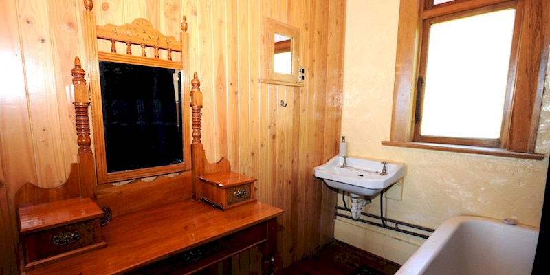 barth room.jpg