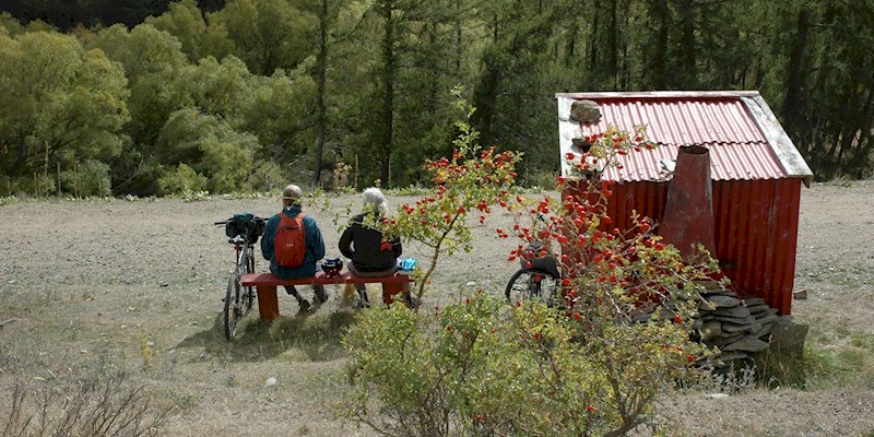 red dwarf ganger shed.jpg