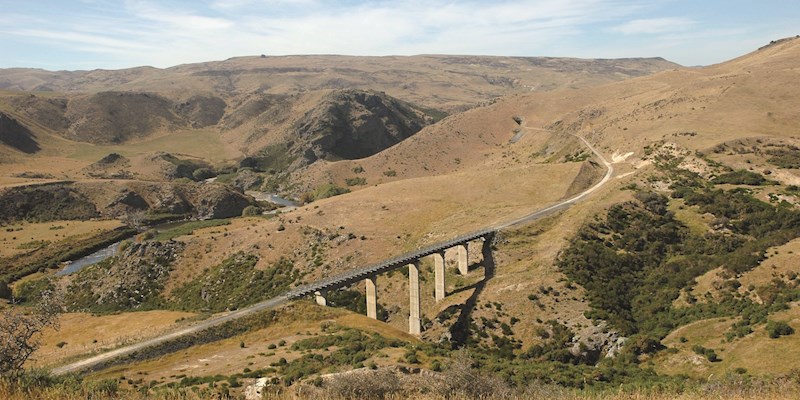 tiroiti to hyde bridge 3.jpg